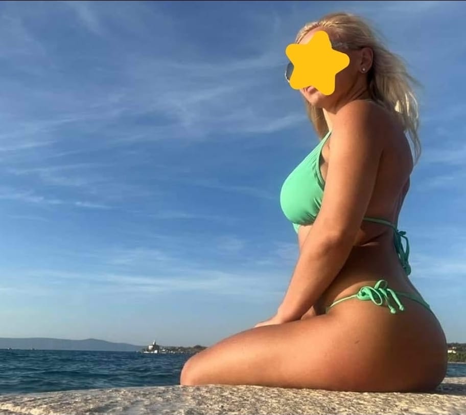 בטבריה בחורה חלומית