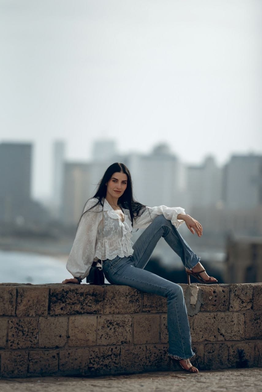 ליזה-בת 25 פצצה אישה מגרה בתל אביב