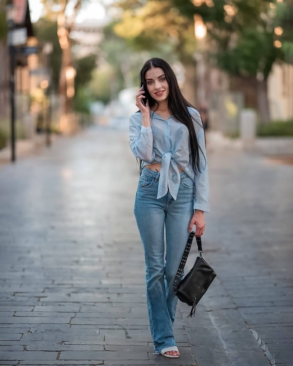 ליזה- בתל אביב – מעסה מיוחדת במינה סקסית בת 25