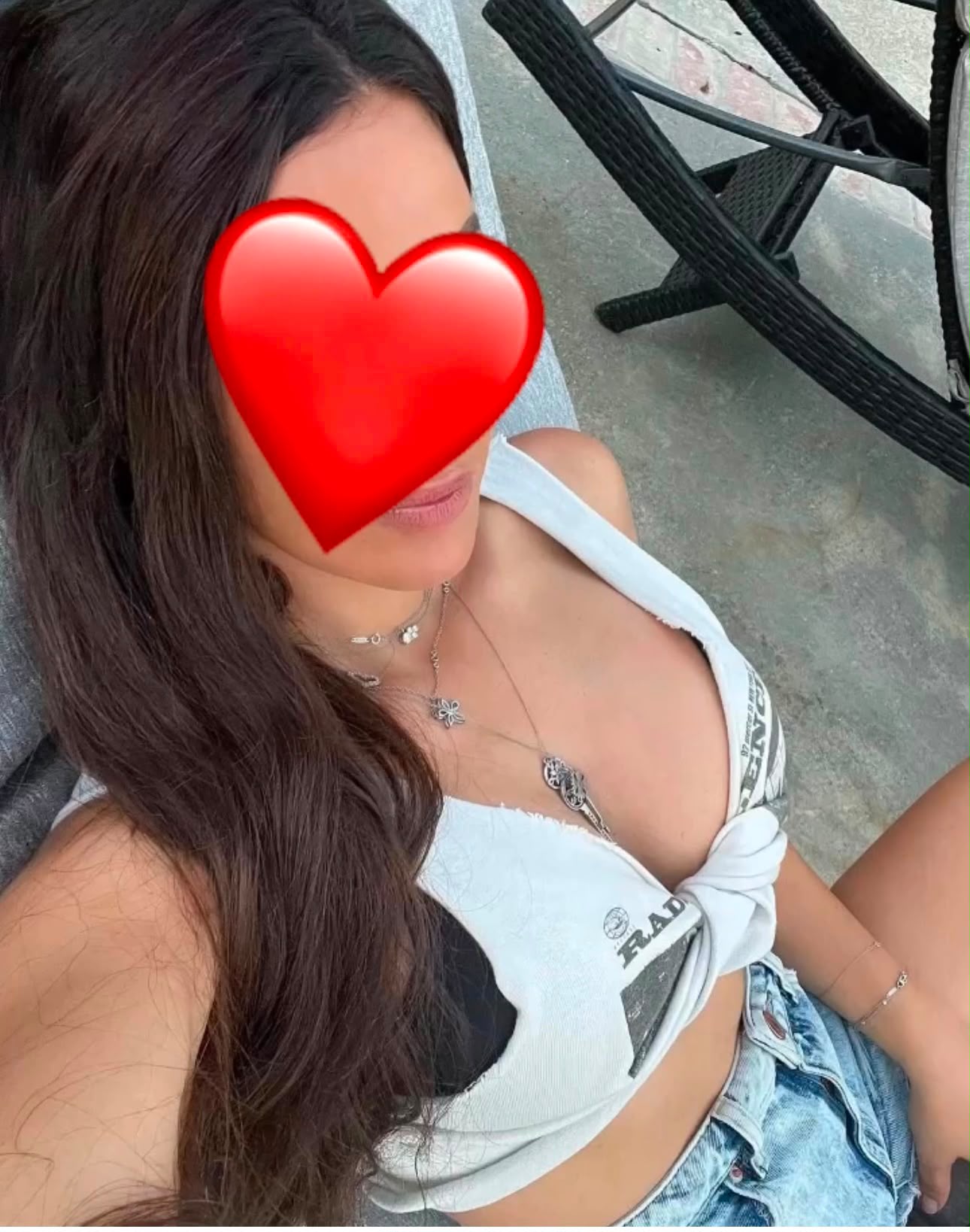 מטפלת מסאגיסטית – בהוד השרון