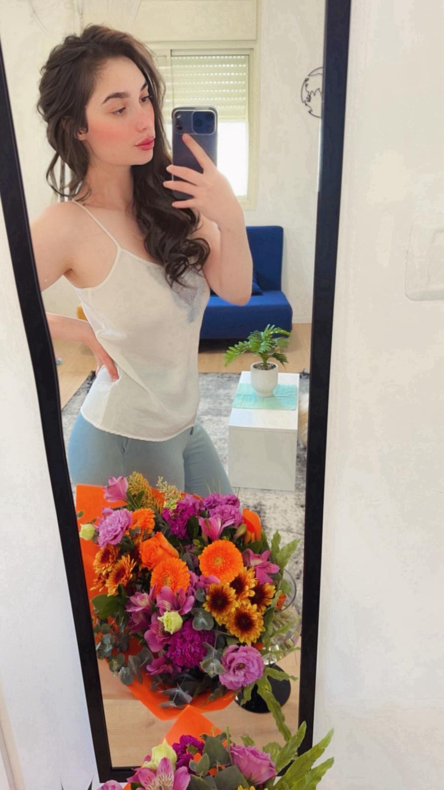 פרולה – ירושלים- בת 20 ברזילאית תיירת